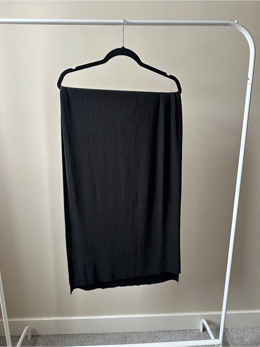 Black Heavyweight Crinkle Pleated Hijab Textured Draped Headscarf Modest Women